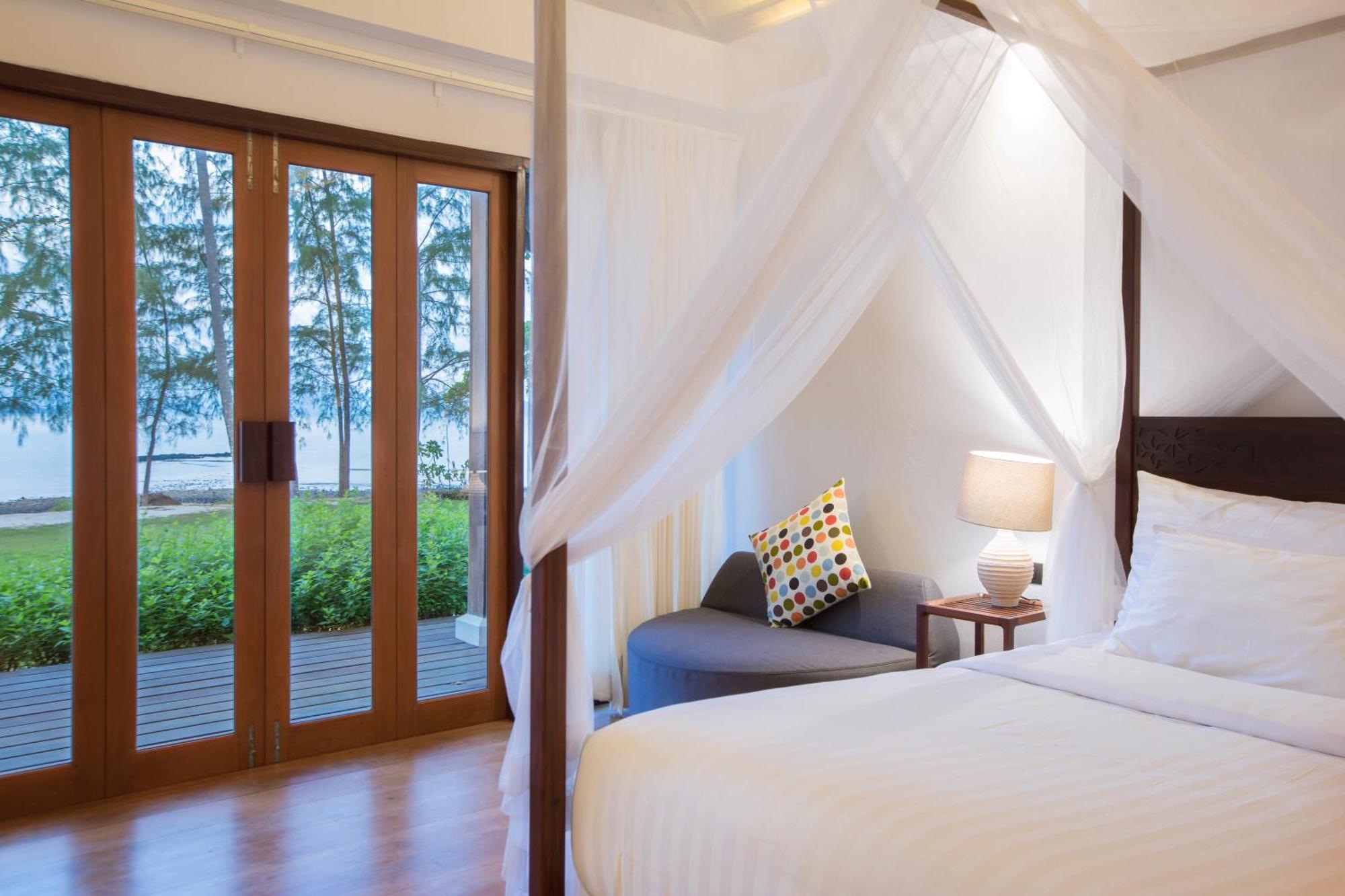 Mira Montra Resort Koh Mak Room photo